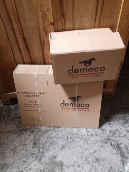 Achat d'emballages chez un déménageur pour mon déménagement par mes propres moyens sur Marseille